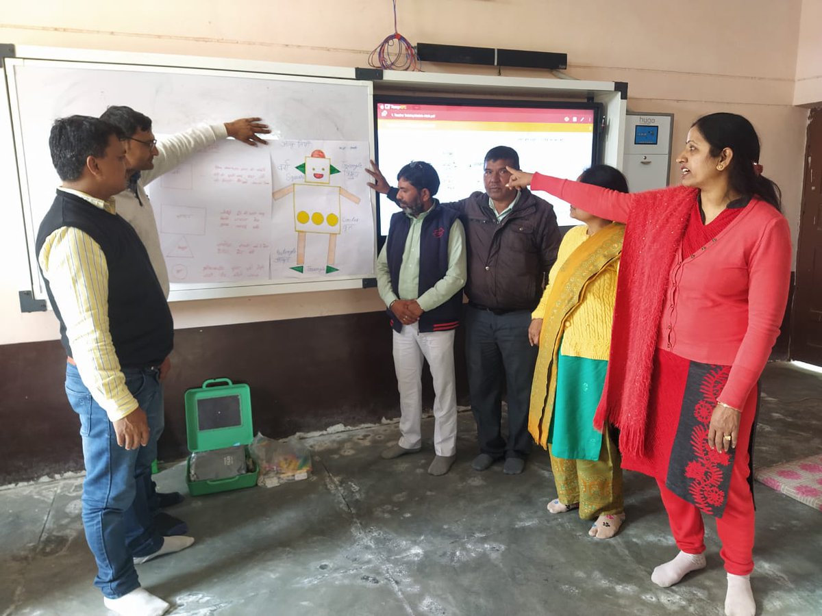 NipunSNP's tweet photo. #FLNTraining Block Ganaur District Sonipat ...All Teachers learning and enjoying Training very much with #KRPs https://t.co/nNhcWJcdGL