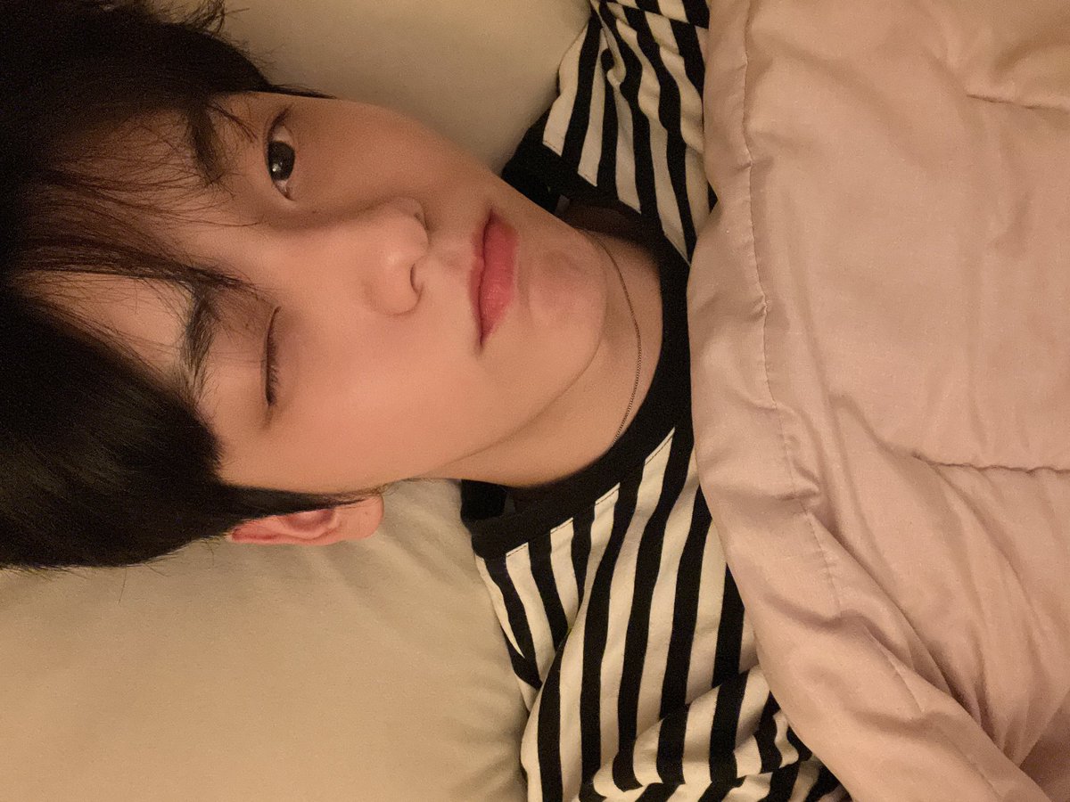 TXT_members tweet picture