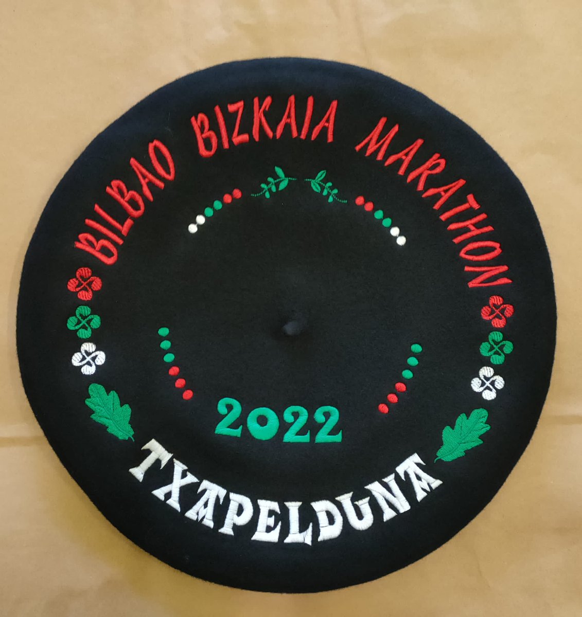 bbmarathon's tweet image. Dena prest 😍 @bbmarathon ari ongietorria emateko 💪. 

Todo listo 🤩 para dar la bienvenida a la @bbmarathon 🏃‍♀️.

Ready to welcome ❤️ the @bbmarathon 🤙.

#BilbaoBizkaiaMarathon 
#BilbaoMarathon
#Txapela
#Winner
#RunBilbaoBizkaia 
#Bilbao
#Bizkaia
#Getxo
#Erandio
#Leioa