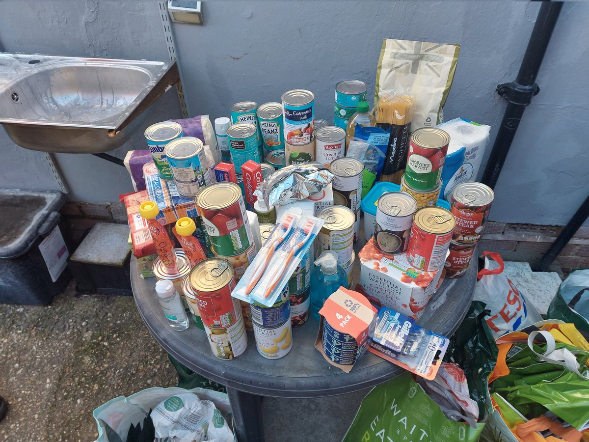 Chichester parkrun (@chiparkrun) on Twitter photo A great contribution by Chichester parkrunners to our collection for <a href="/ChiFoodbank/">Chichester Foodbank</a>
This little lot will be taken to their depot tomorrow mirnimg. Thank you A great contribution by Chichester parkrunners to our collection for <a href="/ChiFoodbank/">Chichester Foodbank</a>
This little lot will be taken to their depot tomorrow mirnimg. Thank you