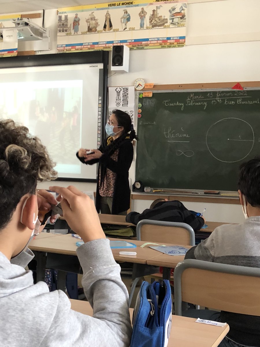 Lara Thomas (@larathomas42) on Twitter photo Dans le cadre du dispositif Regards de Géomètres de l'association <a href="/LesMathsEnScene/">LES MATHS En SCENE #LMES</a>, je suis intervenue pour #DanseTesMaths dans deux écoles d’Occitanie : à Roullens près de Carcassonne et à Narbonne. Une première expérience pleine d’émotions et de partage.
#danse #maths #partage Dans le cadre du dispositif Regards de Géomètres de l'association <a href="/LesMathsEnScene/">LES MATHS En SCENE #LMES</a>, je suis intervenue pour #DanseTesMaths dans deux écoles d’Occitanie : à Roullens près de Carcassonne et à Narbonne. Une première expérience pleine d’émotions et de partage.
#danse #maths #partage