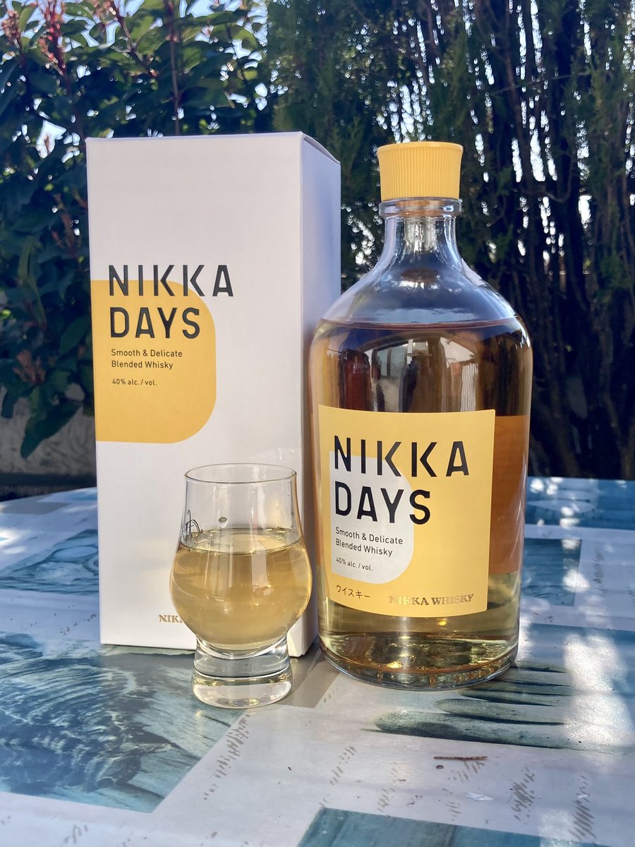 LDryvalley's tweet photo. Sunday relax w/ #whisky super easy-drinking. 
🥃 https://t.co/B4PX0bcUrZ