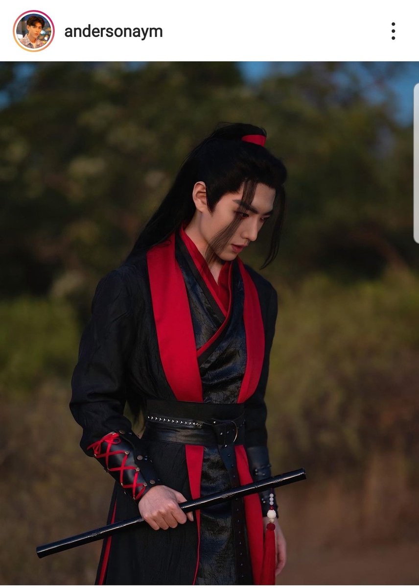 xzTheatreActor's tweet photo. Just saw a wei wuxian cosplay on insta and omg I really thought it was xiao zhan himself😳. So so good https://t.co/gTOg0znkgC