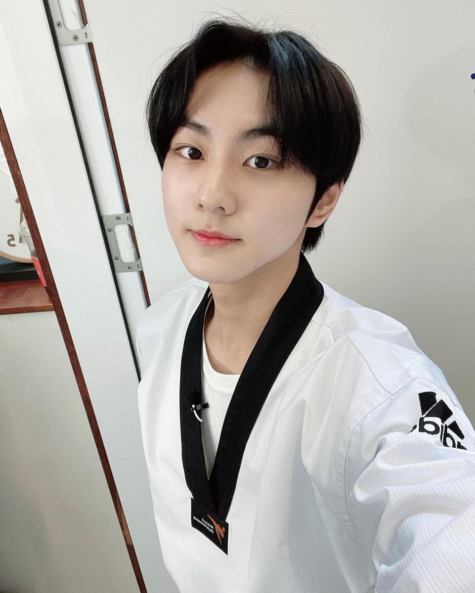 Andy upchar

#JUNGWON