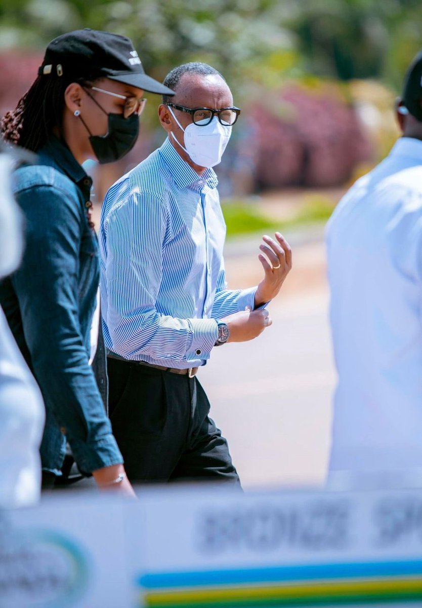 AuroreMimosa's tweet image. We would like to express our heartfelt appreciation for having taken your time your Excellency @PaulKagame and blessing #TdRwanda2022 by flagging off its final stage today