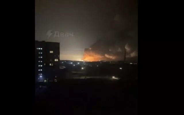 Украина 25.02 2024 г. Луганск ночью. 24 Февраля 2022 бомбят.