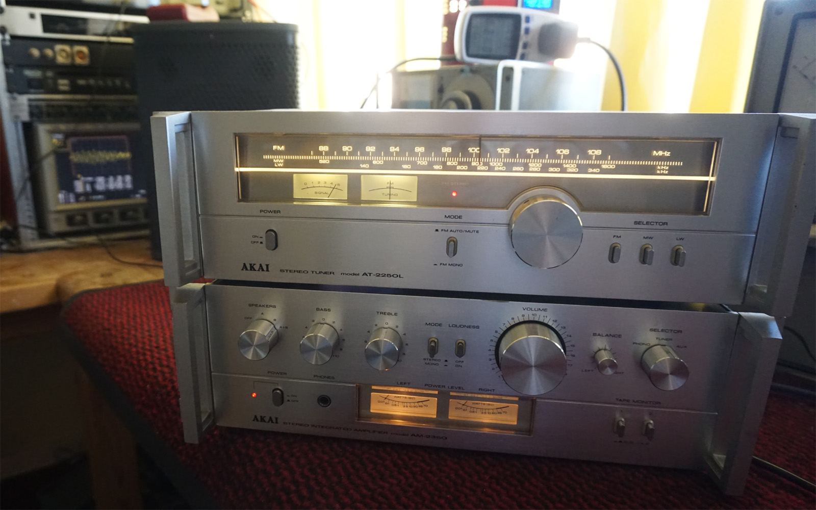 manager hard Defile Atherstone-Audio on Twitter: "Whats on the bench -- a lovely Akai Amplifier Tuner Pair #audiophile https://t.co/PTXM7hLfsd" / Twitter manager hard Defile Atherstone-Audio on Twitter: "Whats on the bench -- a lovely Akai Amplifier Tuner Pair #audiophile https://t.co/PTXM7hLfsd" / Twitter