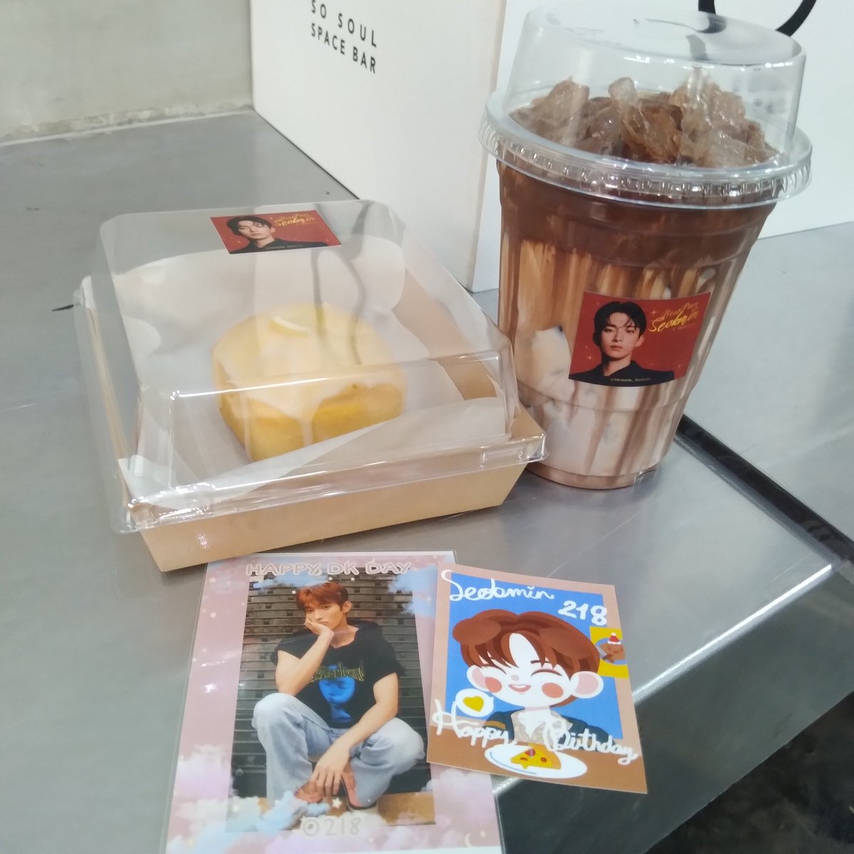 _Bananag7's tweet photo. ขอบคุณที่จัดงานนะคะ!♡ ขอบคุณของแจกจากหลายๆคนด้วยยังมีที่ไม่ได้ถ่ายอีก ปีที่แล้วว่าสนุกแล้ว ปีนี้ก็ยังมีเกมให้สนุกเหมือนเดิมค่ะ🥰 ของแจกจากทางงานก็สวยมากๆด้วยค่ะ!♥️
#BestPartWithSeokmin https://t.co/Lm7fZ9DQgn