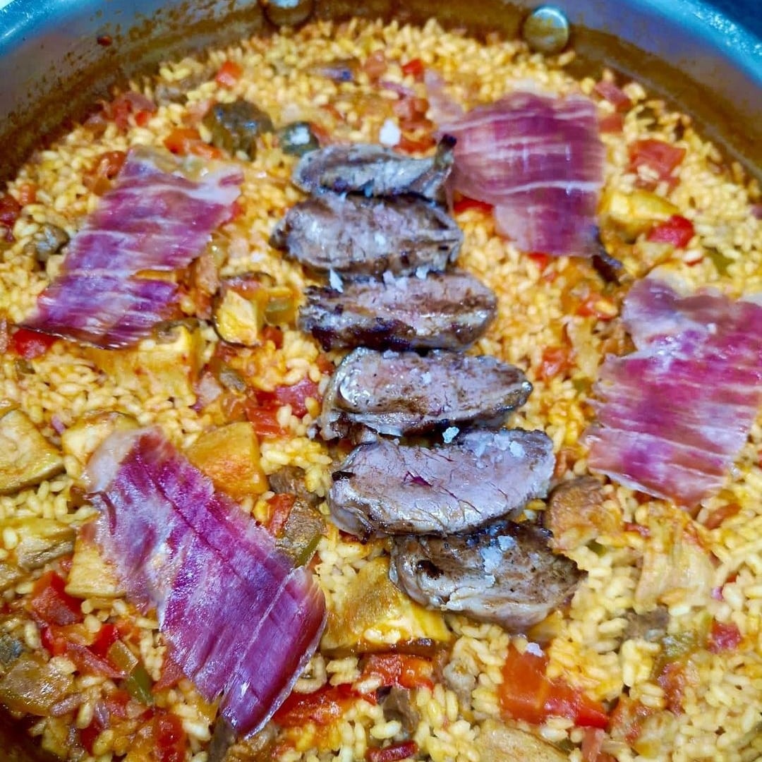 Arroz de ibéricos by @quintasanamaro  #food #ñamñam #riasbajas #riasbaixas #buenavidaatlantica #restaurantesdegalicia