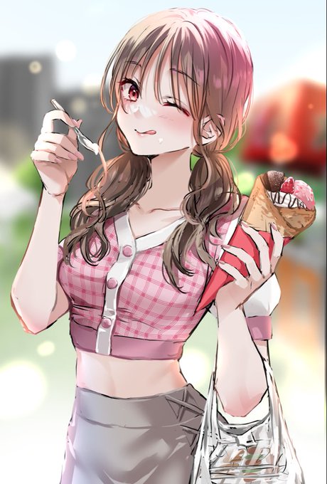 兄に焼き鳥とクレープを買わせる妹。

この後、イカ焼きとかき氷と焼きそばも買わす https://t.co/ttoZ6AxeVh 