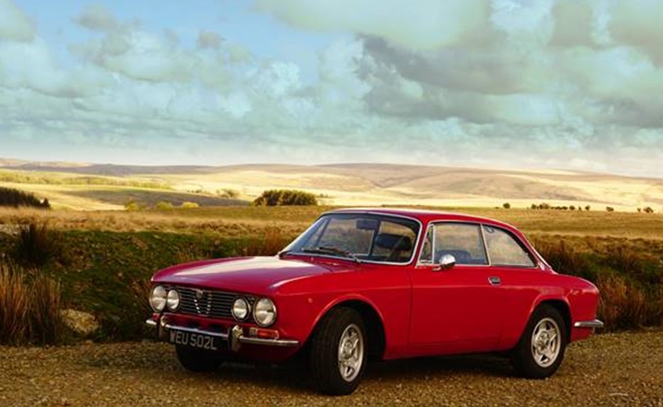 VintageClassics's tweet image. Don’t buy stuff buy a memory! Happiness has to be experienced – buy a gift of making memories exploring, #postlockdown, the beautiful west country in a 50 year old iconic classic car #DriveYourDream