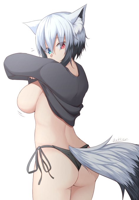 お着替え中こごちちゃん 