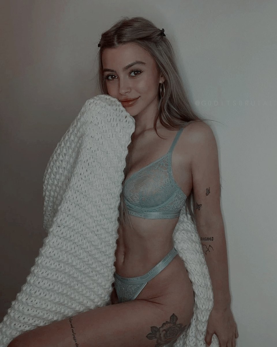 ⠀⠀

                   ﹟𝚂𝙴𝙳𝚄𝙲𝚃𝙸𝚅𝙴 𝚂͟𝚄͟𝙽͟𝙳𝙰𝚈 
                                  ——
                   𝐜𝐡𝐞𝐦𝐢𝐬𝐭𝐫𝐲 is you 𝒕͟ouching 
                      my mind and it setting   
                           my body 𝐨𝐧 𝒇͟𝐢𝐫𝐞
⠀⠀