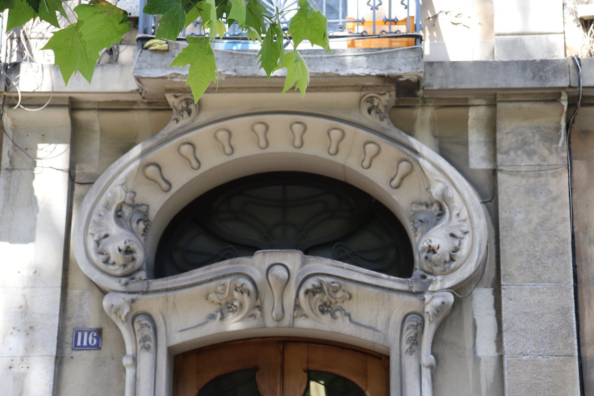 EtGrenoble's tweet photo. #Grenoble Art Nouveau, cours Jean-Jaurès (début 20è) https://t.co/MKj795Srg8