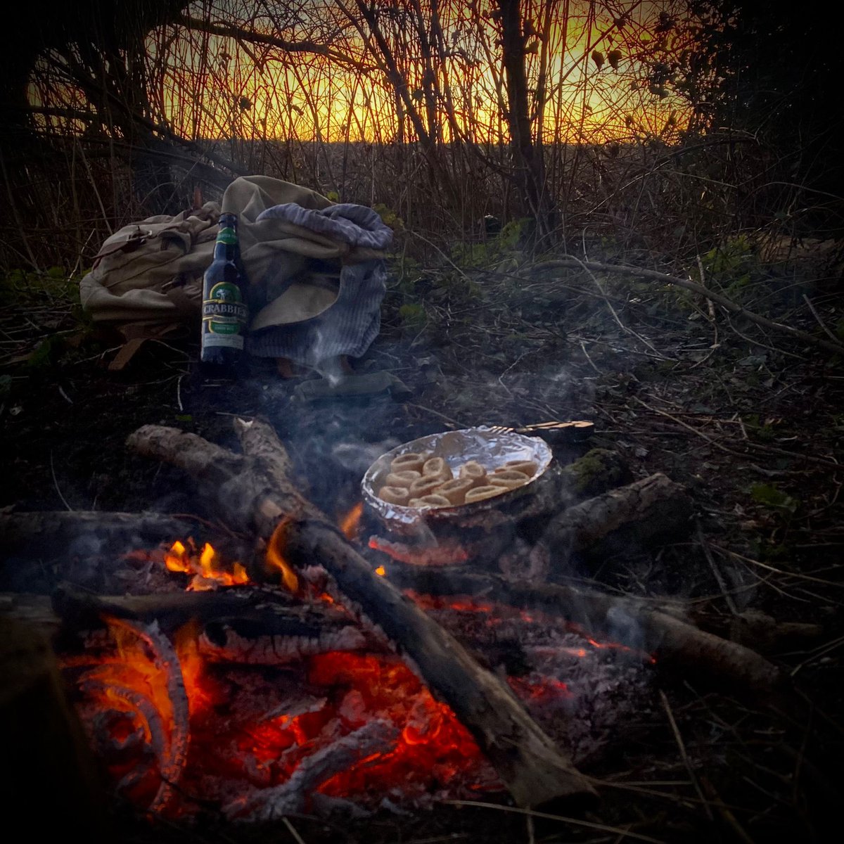 CampingThings's tweet photo. Mini-adventuring a few miles from home 

https://t.co/aiE9O3jCJK

#camping #campingthings #hikinguk #staycation #campfire https://t.co/349kWPh3GO