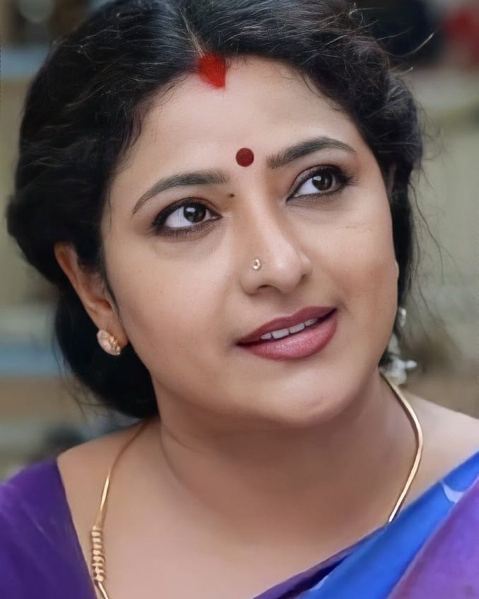 Me : என்னடி தேவிடியா முண்ட நேத்து ஓல் வாங்கினது எப்படி இருக்கு. சும்மா சொல்ல கூடாது நல்லா குண்டிய வளத்து வச்சி இருக்க

உன் அடிமை அம்மா : எனக்கு ரொம்ப கூச்சமா இருக்குங்க. என் பையன் friend உங்க முன்னாடி ஒட்டு துணி இல்லாம உங்க கால் அடில அடிமையா உங்க சூத்த நக்குறது சுகமா இருக்கு