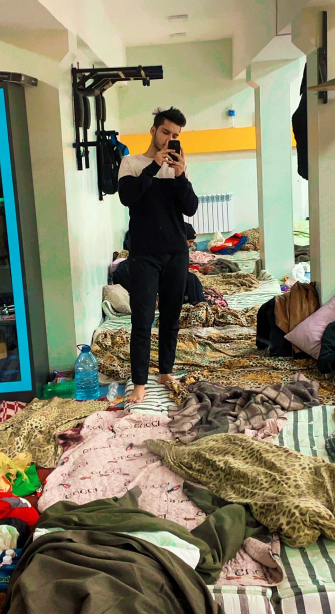 harsh_nehara's tweet photo. HELP PLEASE.🆘🆘🆘
My friend along with 100 INDIAN STUDENTS are stuck in their hostel at KYIV MEDICAL UNIVERSITY. No govt.  official is picking up their call. Last night there was FIRING outside their hotel. 
@narendramodi @PMOIndia @DrSJaishankar @MEAIndia https://t.co/S8SXrcDpqE