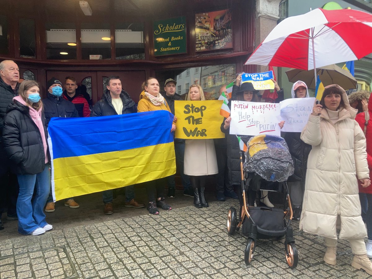 Around a 100 people have gathered in a drizzly John Roberts Sq in #Waterford to protest against Russia, including several from the local #Ukraine community