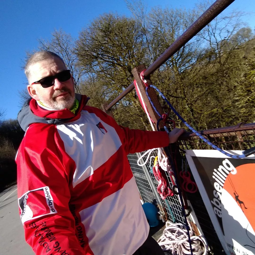 Just absolutely stunning lighting in the office this morning.
The awesome Peak District at its best 💯❣️

💯 adventures guaranteed ⭐⭐⭐⭐⭐
abseilingderbyshire.co.uk

#monsaltrailabseil #millersdaleabseil #derbyshireabseil #abseilingderbyshire #monsaltrail #peakdistrict