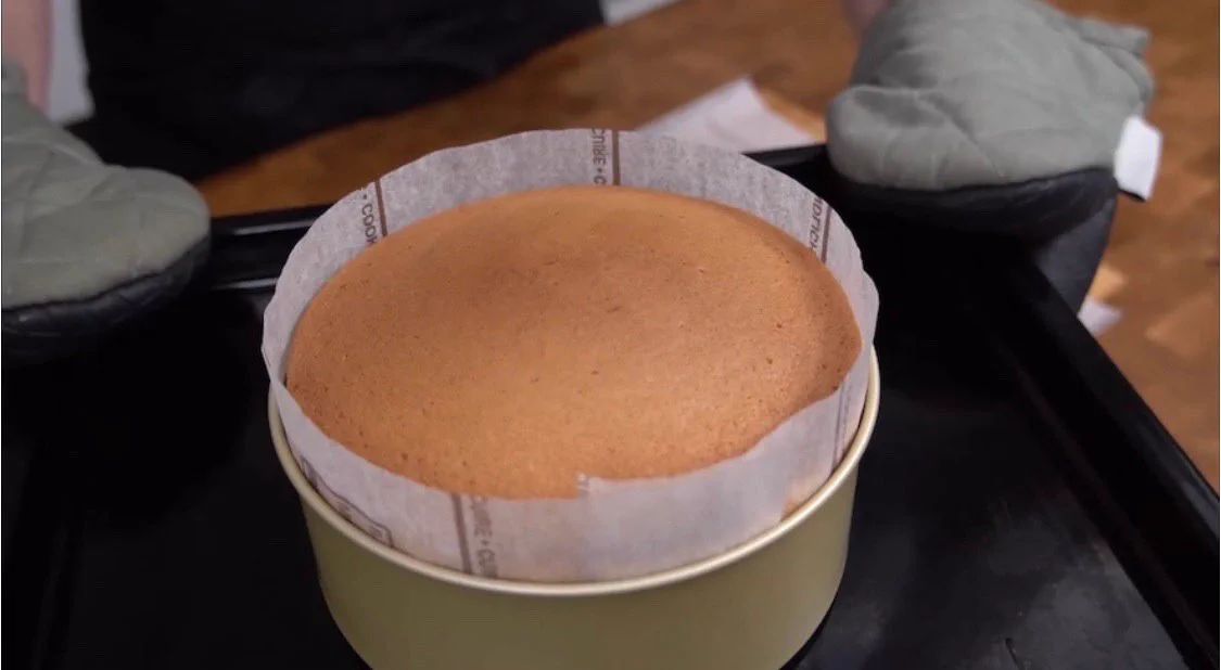 これでもう間違えることがなくなる！？究極のスポンジケーキの作り方！