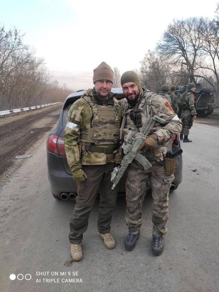 Rob Lee on Twitter "On the right is Ramzan Kadyrov's assistant and