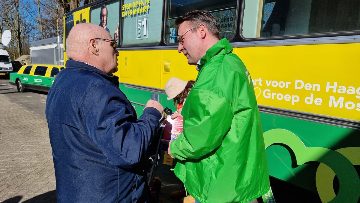 RicharddeMos's tweet photo. Hart voor Den Haag steunt #HIJS HOKIJ en is vandaag bij de finalewedstrijd tegen Heerenveen! https://t.co/sQbnZMz0cI