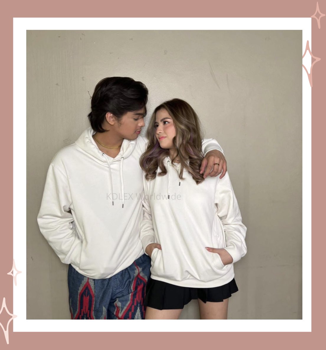 kdlexworldwide's tweet photo. Oh, sino kayo dyan!? HAHAHA

— You two look really good with ur matchy matchy outfit! Glad you liked it. 
@alexailacad @kdestrada_ 

#AlexaIlacad | #KDEstrada | #KDLex https://t.co/Z4rWAe8LJP