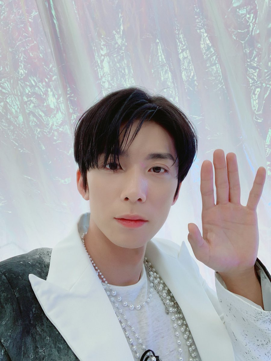 hwi0edit's tweet photo. 220227 #휘영 #SF9 https://t.co/1yJD3aQsaO
