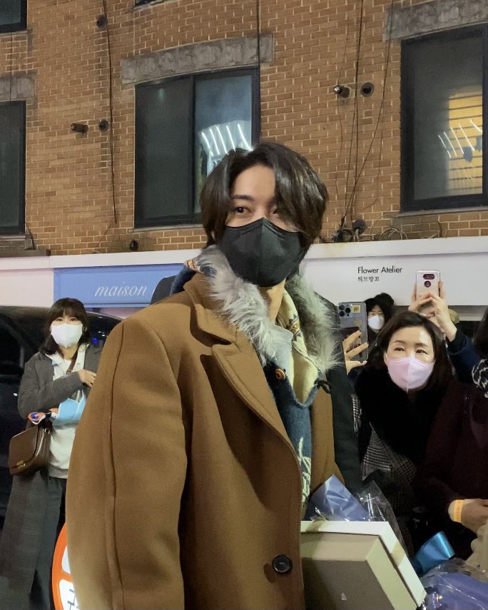 EYL1123's tweet photo. handsome nyahhh ㅠㅠㅠ https://t.co/FvDiivpAMW