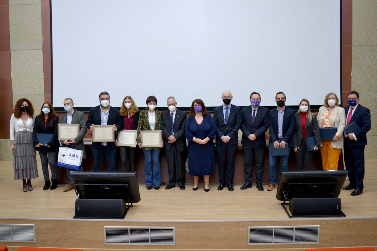 ualmeria's tweet photo. 🏅La Facultad de Psicología de la UAL culmina la Semana de la Psicología 🧠 con el acto de entrega de las medallas de la Facultad y de las distinciones a profesorado, estudiantes y entidades colaboradoras 🔝

Puedes leer en UALNews 👉🏻 https://t.co/hW4jq8exd3

#soyUAL #UAL https://t.co/jv5PZllsMO