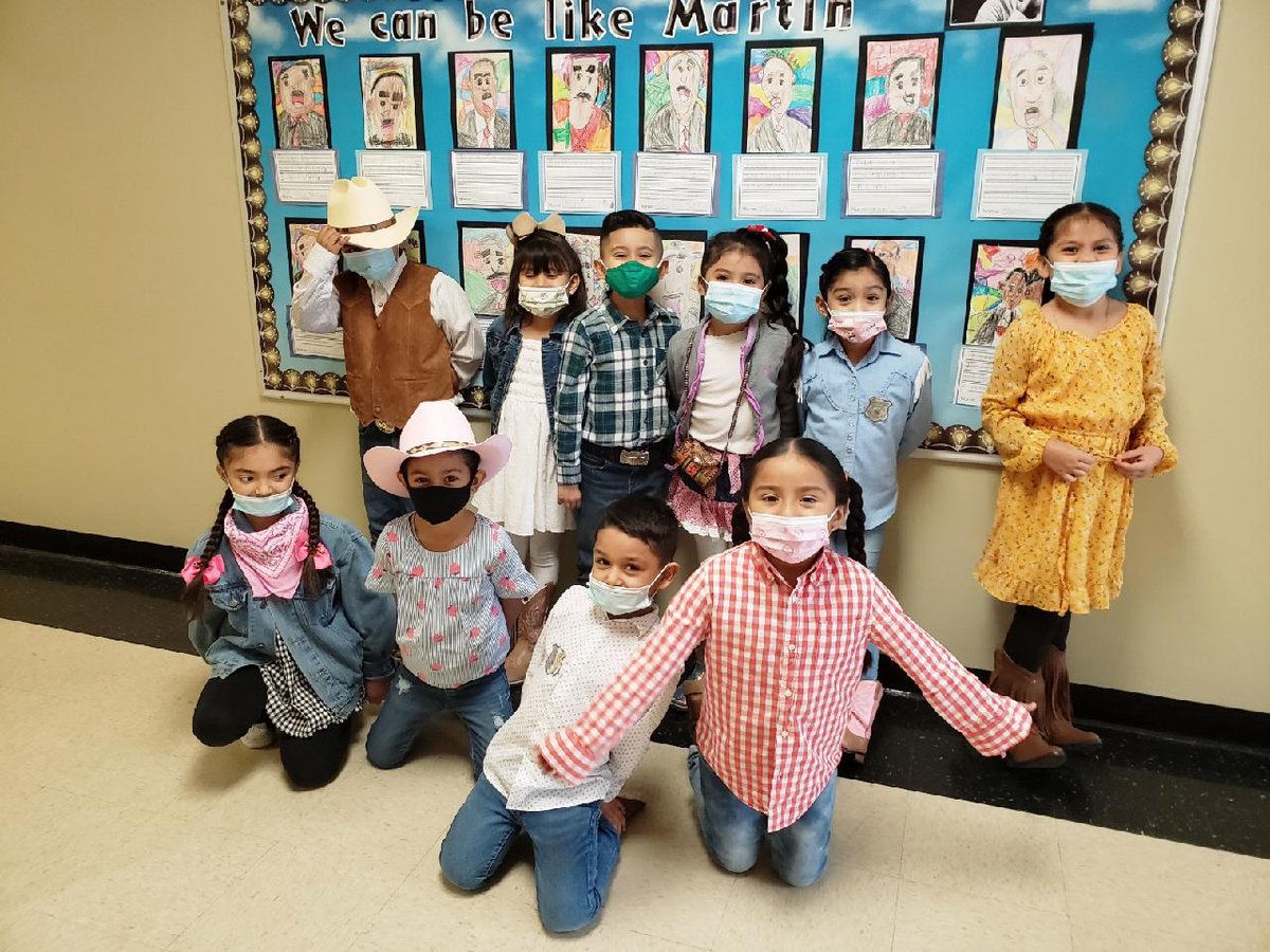 BrowningElem's tweet photo. Go Texan Day! 🤠 https://t.co/AI43cZ7jl5
