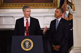 PekalaLaw's tweet photo. Since today we're talking about sure things:
Chicago Mayor Lori Lightfoot *could* face a challenge from Obama's Secy of Education, 
Arne 'Austria is onto something' Duncan. 
#SureThings 
#Chicago #Illinois #thisweek 
#SundayMorning #Sunday 
https://t.co/naTpAEl8ej https://t.co/gUc03uKPqX