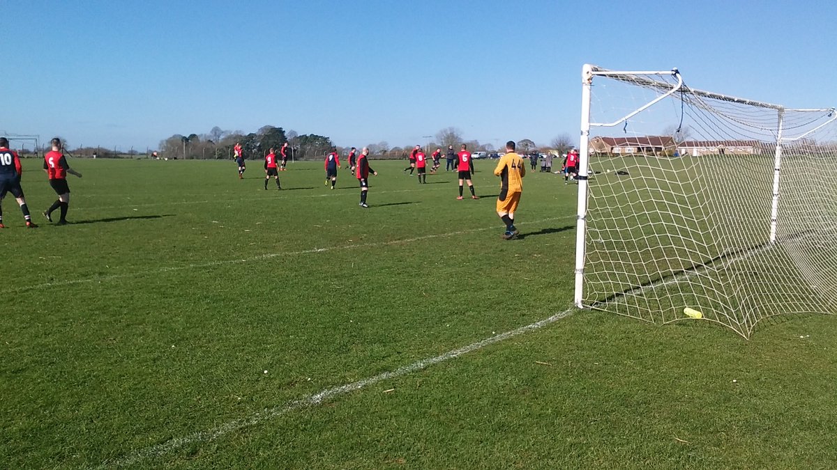 <a href="/BlackmoreValeFL/">Blackmore Vale Football League</a> 

<a href="/BradfordAbbasFC/">Bradford Abbas F.C.</a> 3
<a href="/TeamGryphonFC/">Peter Diffey</a> 3

Att 6

Highly entertaining played in a really good spirit ends all square on a beautiful peaceful sunny morning deep in the Dorset Countryside.

<a href="/swsportsnews/">South West Sports News</a> 
<a href="/NonLeagueCrowd/">Non League Crowds</a>