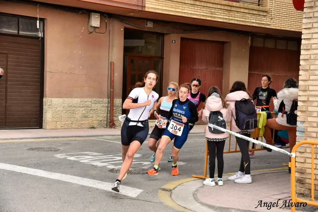 ana93tri's tweet photo. Comienzando temporada en el Duatlón de Valtierra.
@UCAM @UCAM_Deportes @Zone3Spain
Disfrutando,apretando dientes y cogiendo ese punto competitivo de cara a las próximas pruebas.
Especial compartir carrera como entrenadora con estas chicas
#orgulloucam #zone3proteam #zone3team https://t.co/clrIVzSmKe