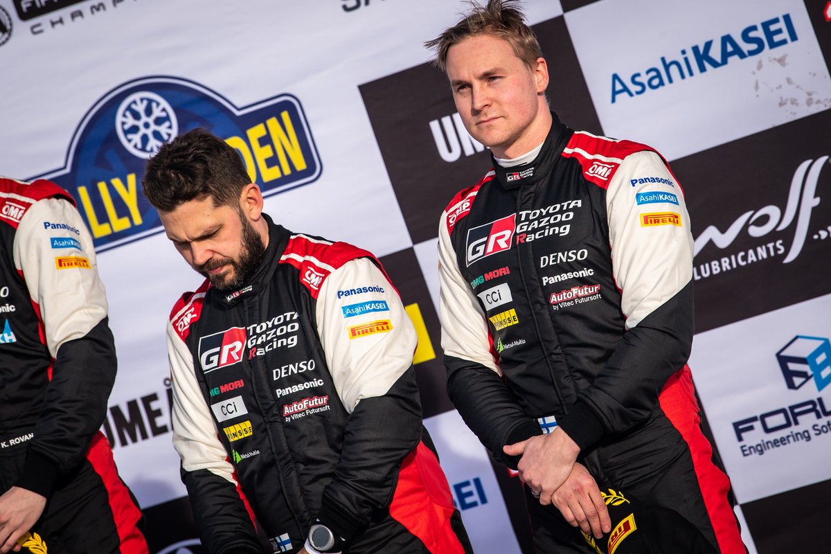 OfficialWRC's tweet image. Podium vibes 🎉✊ Congratulations! 👏 

🥇 @KalleRovanpera  / @JonneHalttunen  
🥈 @thierryneuville  / @MWydaeghe  
🥉 @EsapekkaLappi  / @Veermi

#WRC #RallySweden