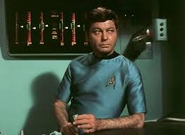 petertrek1's tweet photo. #trekfirsts #27: Favorite Character - TOS' Dr. McCoy
McCoy was my favorite Trek character when I first started watching Trek and after many series, he is still my favorite.
@lisatsunami @SUSIE1932 https://t.co/eJektWblX7