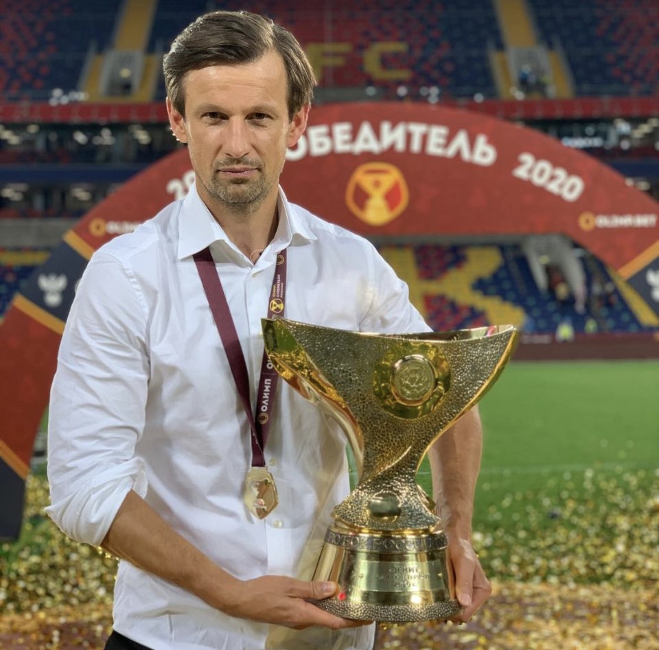 ZenitFanzone's tweet photo. С днëм рождения 💙 https://t.co/1BiJCaSbqe