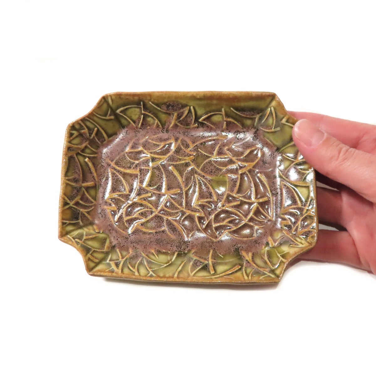 JKCJewelry's tweet photo. Brown Green Rectangle Soap Dish, Ceramic Dish, Pottery Plate, Spoon Holder, Tea Bag Holder, Hand Built Pottery, Gift Idea, Décor https://t.co/YZnZaM5VoJ #ceramics #handmade #art #pottery #RectangleDish https://t.co/EWzXTmsql4