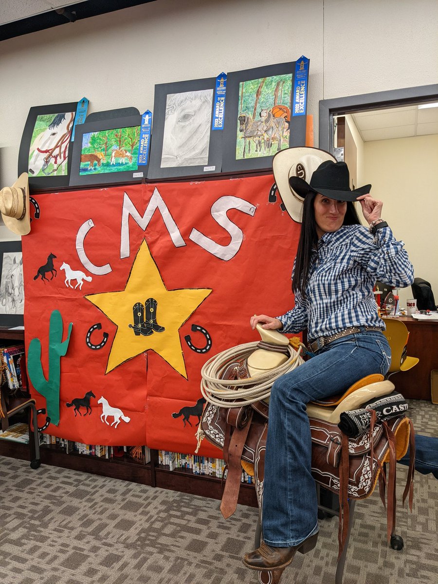 shurst_8science's tweet photo. Go Texan Day at CMS. Chili cook-off and rodeo fun 😊 https://t.co/qSE4EpMbYy