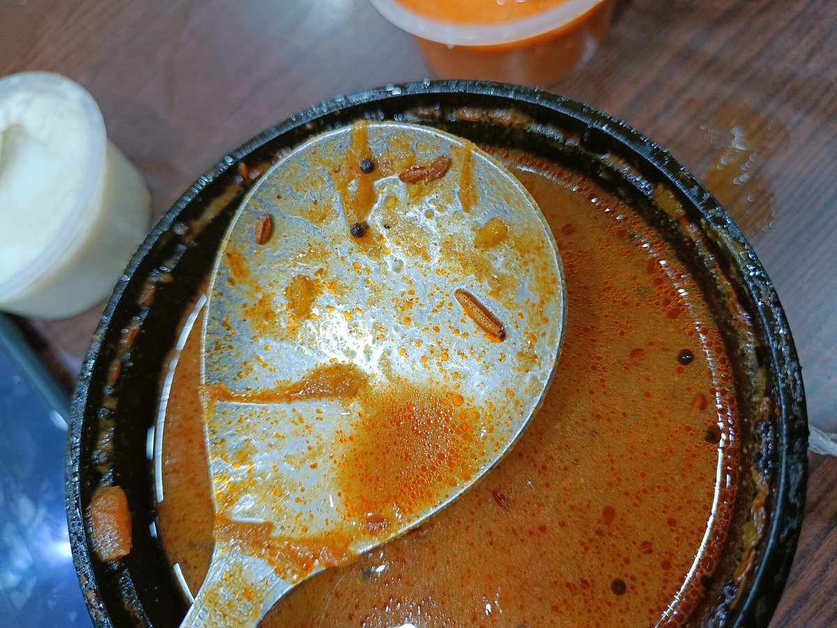 mohit8791's tweet photo. @swiggy_in order id 129054464179
got an insect (soori) in sambher....  no proper response from swiggy ... requested for order to be returned to restaurant ... and refund the money.... swiggy is helpless in that ..even can't refund for order...
neither swiggy nor restaurant https://t.co/SrZ1MgrToh