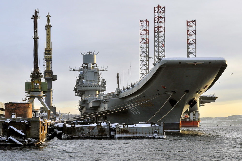 So. Land-maxing requires minimising the naval ambition. Does Russia minimise its naval ambition? No. It feels obliged to maintain as much Soviet naval legacy as possible. Keep old ships afloat, build new ones, maintain and expand infrastructure for the ocean navy