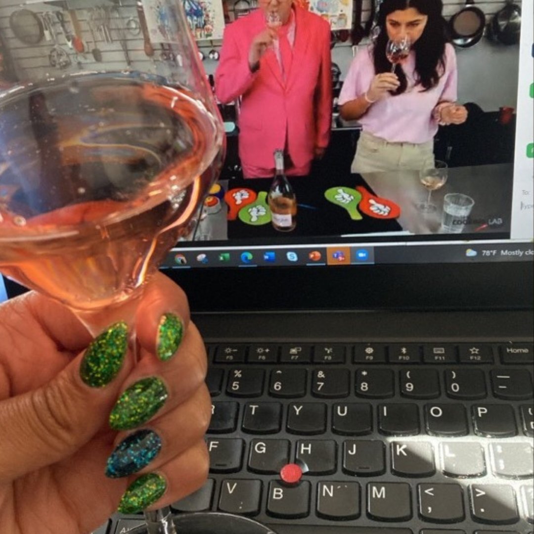 Zoom Event!
MAGICAL FLAVORS OF PUGLIA✨🍷✨
A fun and different Zoom Event with The Cooking Lab. A special wine tasting of Apulian Rosé Wines for our Wine Infuencers and Wine Lovers. A joyful cooking class to discover typical Apulian Menus! #wineinfluencer#thecookinglab#winelover