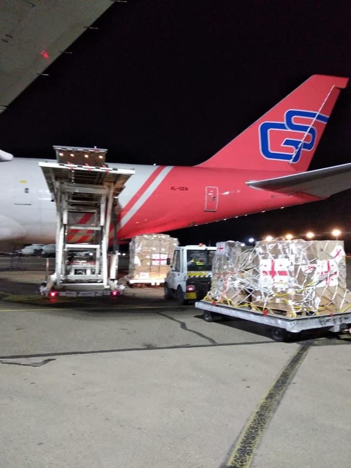 visionergeo's tweet photo. 🇬🇪🤝🇺🇦 First cargo plane from Georgia, carrying over 80 tons humanitarian aid has arrived in Ukraine. https://t.co/BPvA6TZIuq