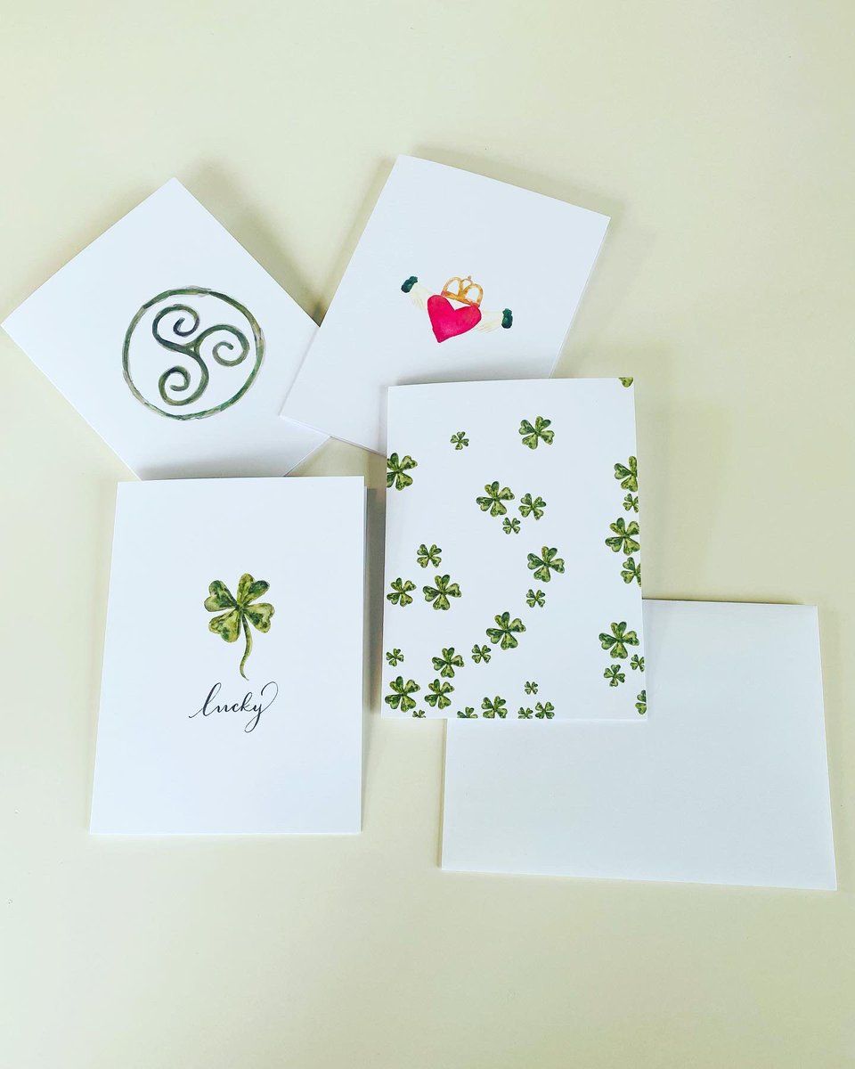 PirozziPrint's tweet photo. ☘️O’Donnell’s Storey☘️ I made this collection in remembrance of my dear Grandma (née O’Donnell) and our good friend, Trip Storey. We love and miss them dearly, but I know that our loved ones never leave us. The stationery set is in the shop! LINK IN BIO! #stationery #etsy #irish https://t.co/mCcJzRxRj6
