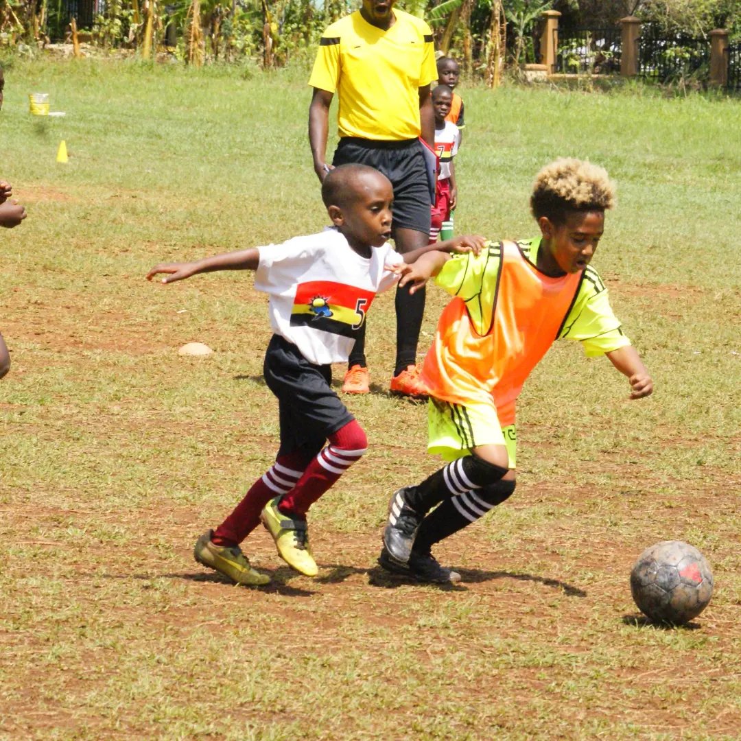 tsa_uganda's tweet photo. We extend our sincere appreciations to #Gangu_Soccer_Academy and #Twin_Brook_Soccer_Academy who turned up for a bouquet of friendly games on Saturday in Kololo.
Thanks for the spirit of sportsmanship 🙏🙏🙏⚽⚽

#WeAreTSAUganda https://t.co/AIP5nvpBwe