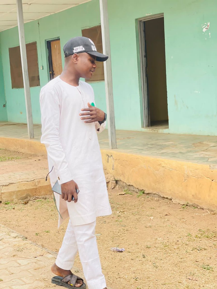 Official_OmoOla's tweet photo. #Mercy_based_Sunday

#OLGASU NATIONAL PARROT
#ASSAN PARROT https://t.co/sRdKrWCLnA