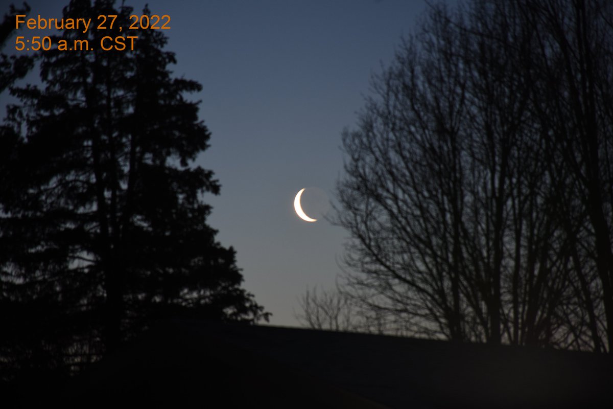 jeff_hunt's tweet photo. #Crecent Moon this morning https://t.co/wa9ukzU3nJ