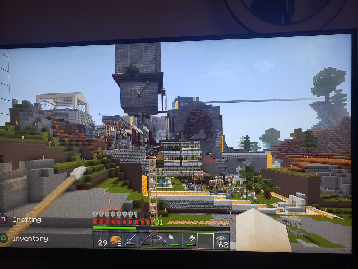 jacobwestfall2's tweet image. THE BASE IS COMING ALONG! ADDICITED TO AUTOMATION AND IMPROVING/TWEAKING #MINECRAFT #bedrock