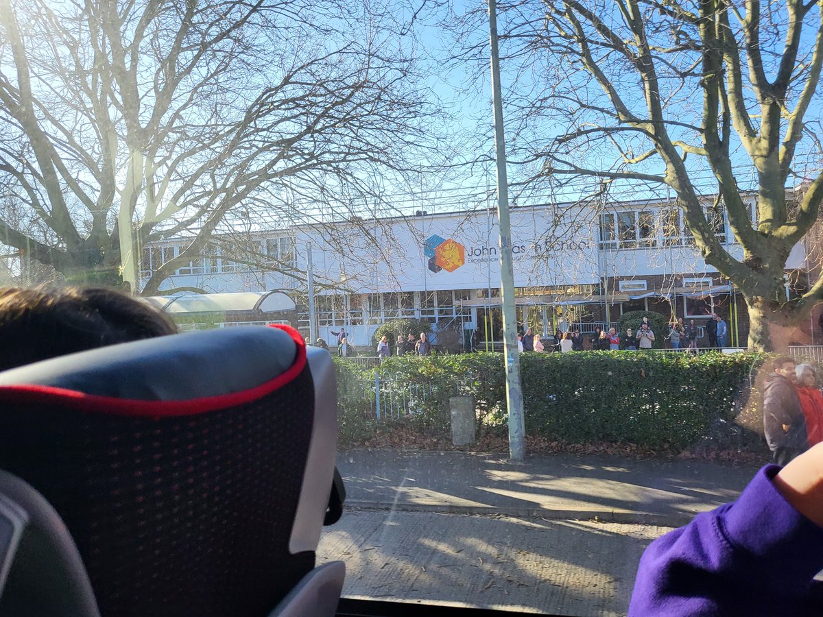 JMSCompLead's tweet photo. 31 hours, 4 countries and we are home.

What amazing bunch of people I have spent time with and no complaints in sight.

#Jmsskitrip2022 #wearehome #seeyouallinschooltomorrow https://t.co/ddgLUc5kJC