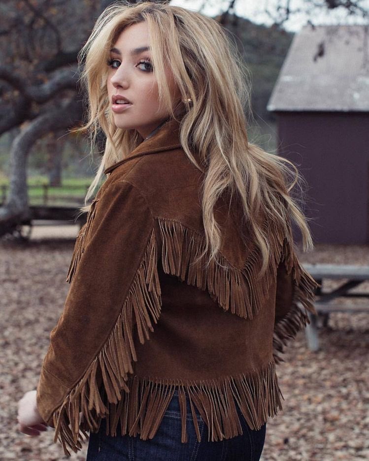 ★ | welcome, this is a safe place for all tanner &amp; peyton stans, hope u like it! 💌